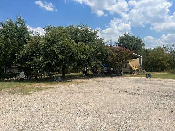 2.5 Acres of Land for Sale in Joshua, Texas