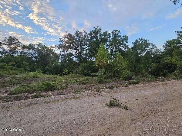 9 Acres of Residential Land for Sale in Pineville, Missouri