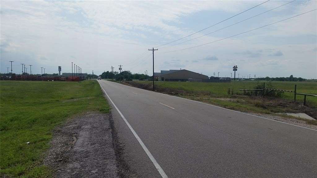 10.929 Acres of Commercial Land for Sale in Angleton, Texas