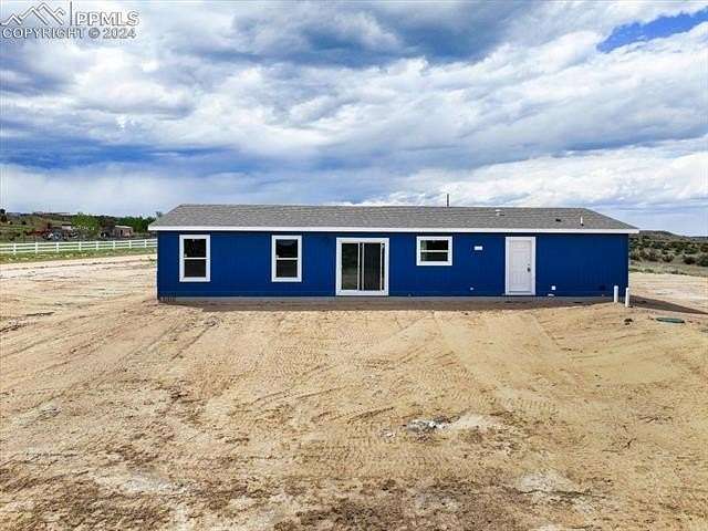 7.5 Acres of Residential Land with Home for Sale in Fountain, Colorado