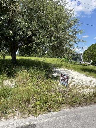 0.086 Acres of Residential Land for Sale in Okeechobee, Florida