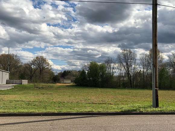 1.12 Acres of Commercial Land for Sale in Jackson, Tennessee