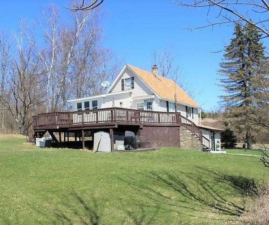 4.5 Acres of Residential Land with Home for Sale in Elmira, New York