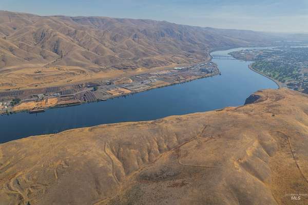 245 Acres of Agricultural Land for Sale in Clarkston, Washington