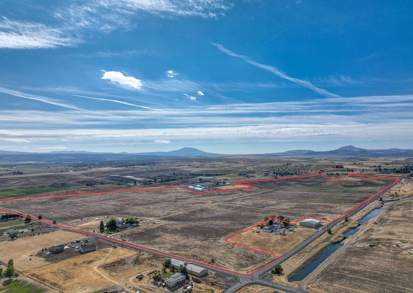 179.17 Acres of Recreational Land with Home for Sale in Madras, Oregon