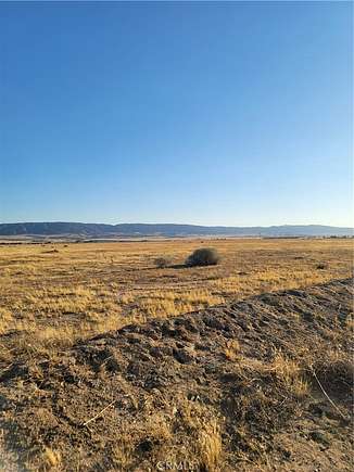 2.142 Acres of Land for Sale in Lancaster, California