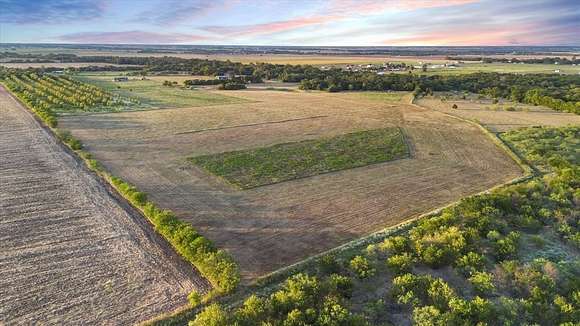 37.3 Acres of Agricultural Land for Sale in Waxahachie, Texas