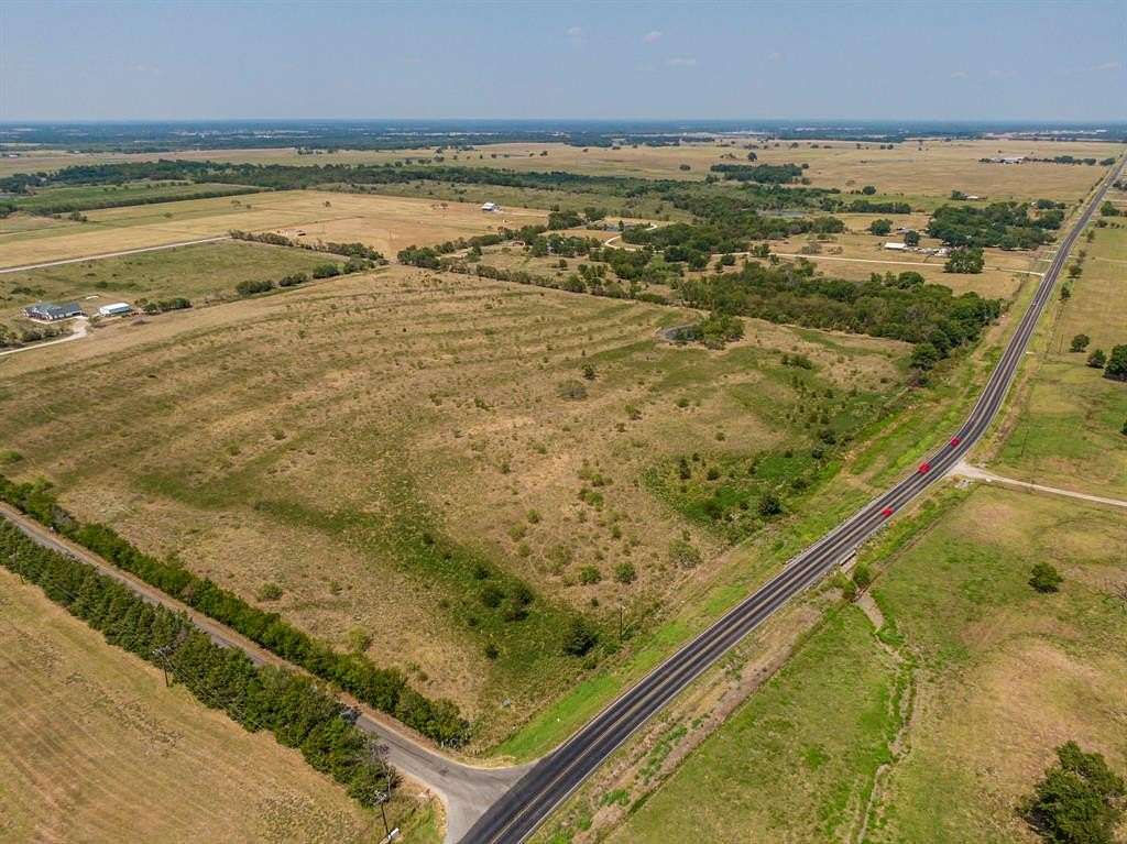 19 Acres of Recreational Land for Sale in Terrell, Texas