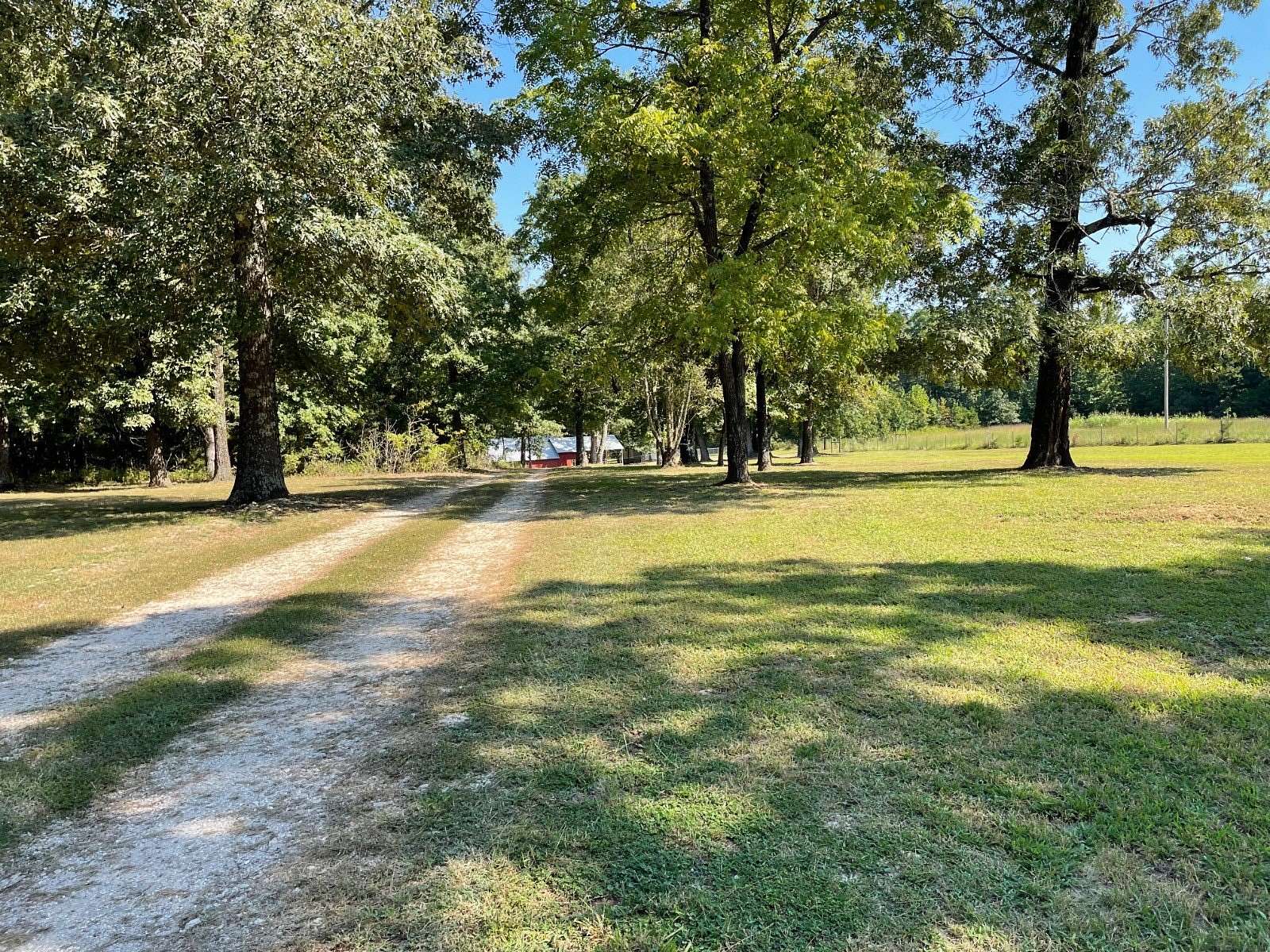 4.5 Acres of Residential Land with Home for Sale in Cave City, Arkansas