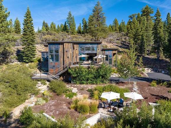 20 Acres of Recreational Land with Home for Sale in Truckee, California