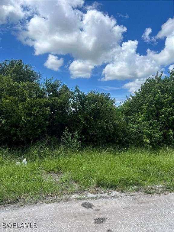 0.415 Acres of Residential Land for Sale in Lehigh Acres, Florida