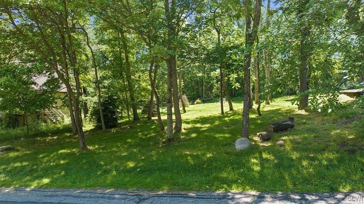 0.23 Acres of Residential Land for Sale in Upper Mount Bethel Township, Pennsylvania