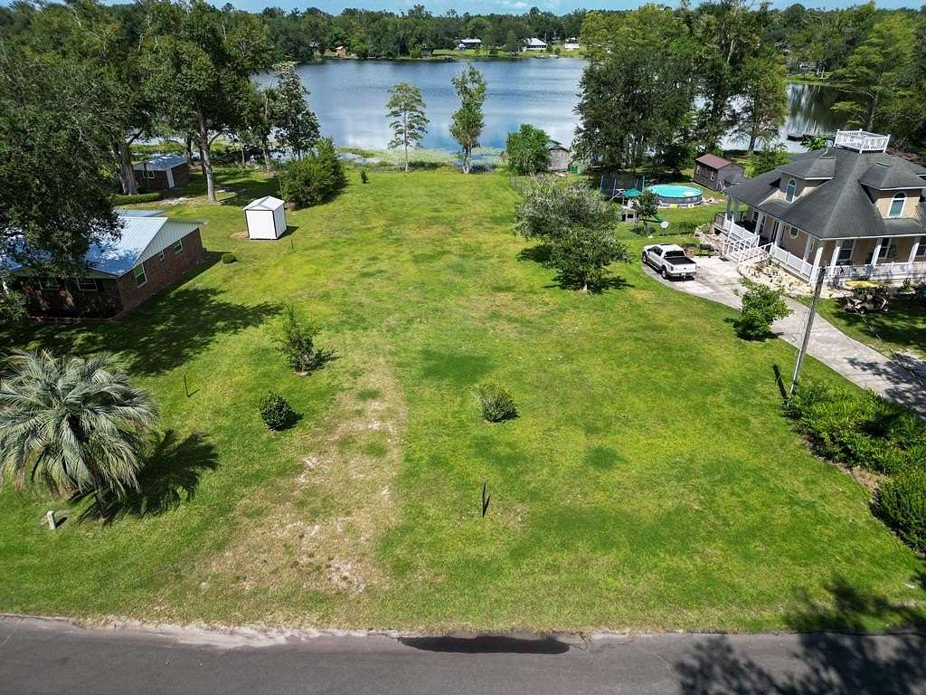 0.5 Acres of Residential Land for Sale in Wewahitchka, Florida