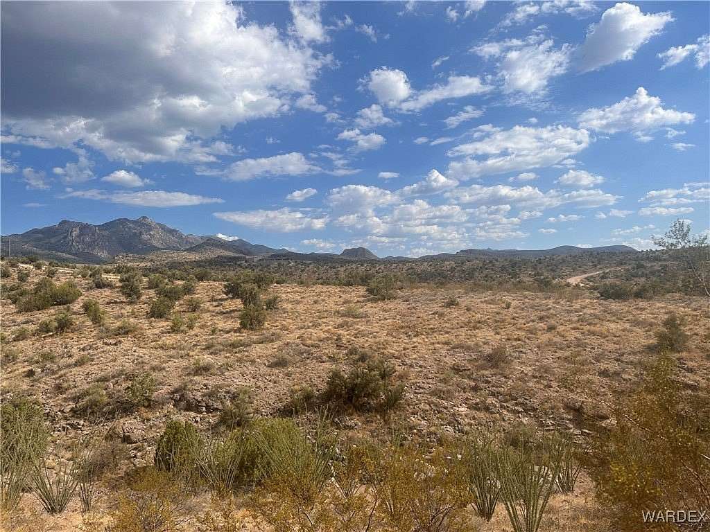 7.9 Acres of Land for Sale in Kingman, Arizona