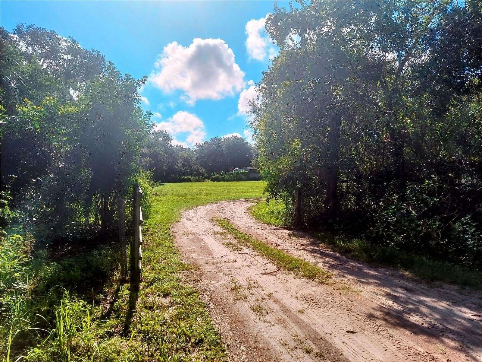 4.94 Acres of Residential Land for Sale in Gibsonton, Florida