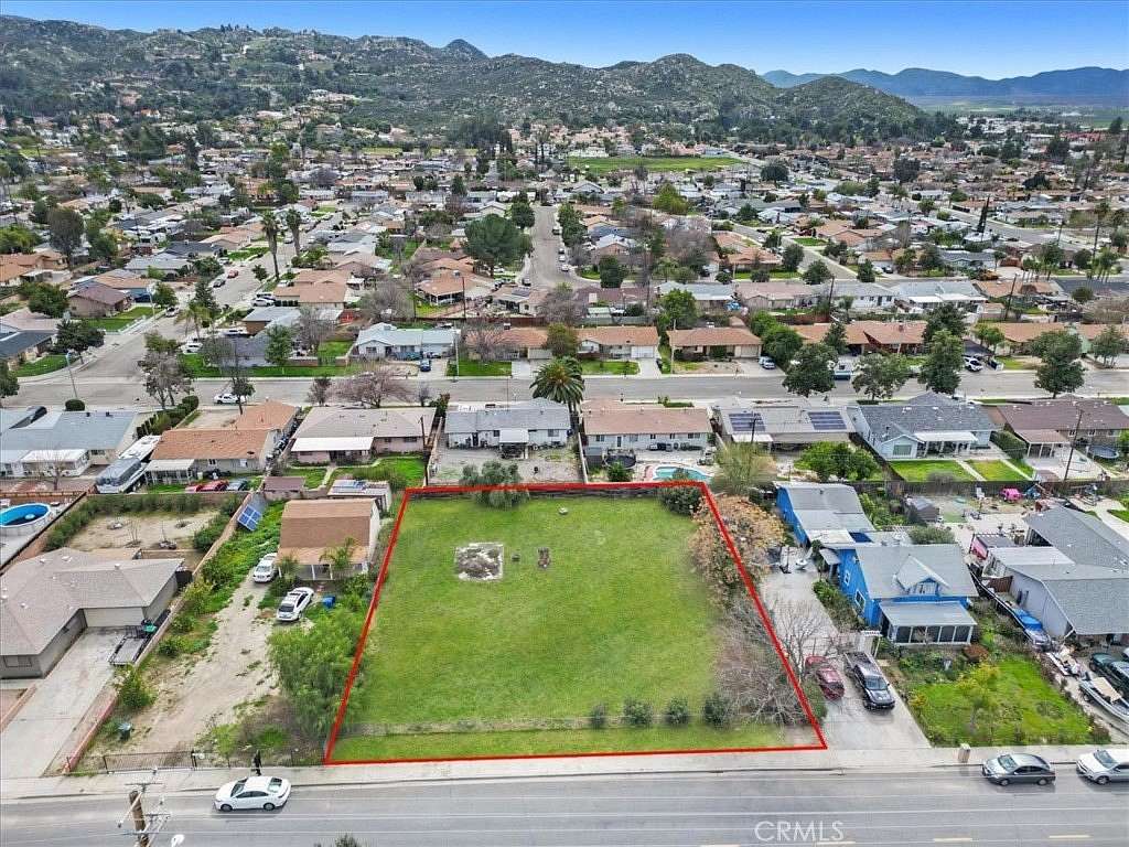 0.32 Acres of Residential Land for Sale in Hemet, California