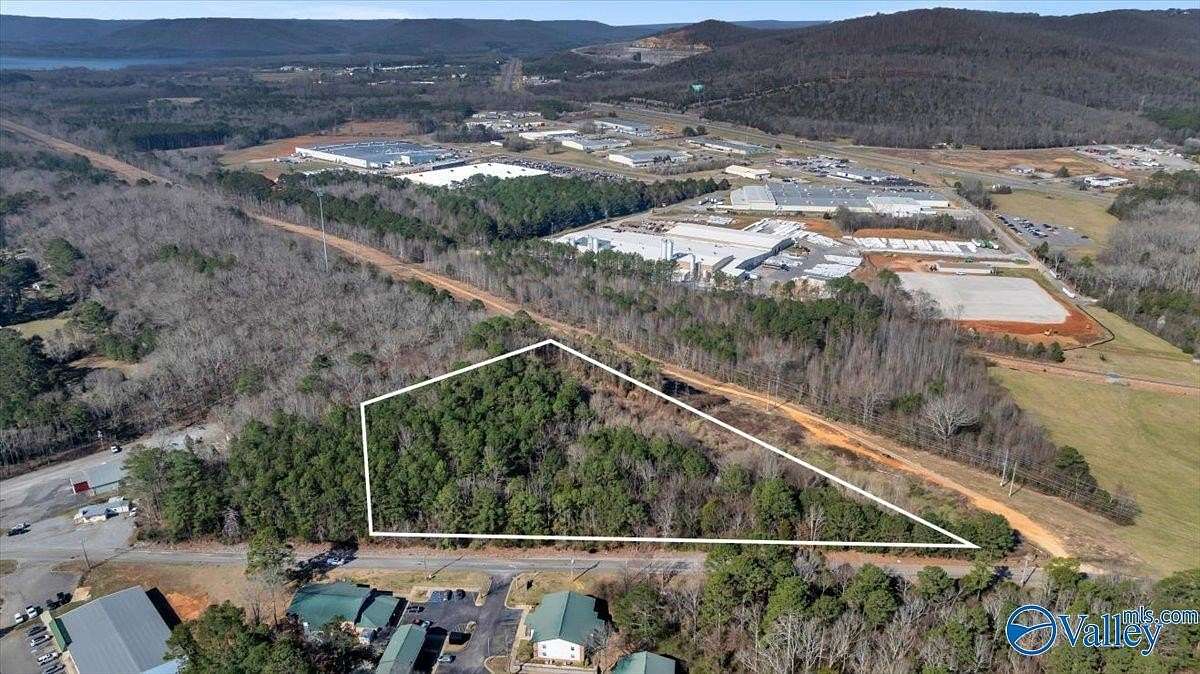 6.4 Acres of Commercial Land for Sale in Scottsboro, Alabama