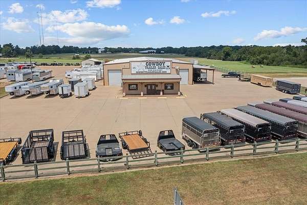 4 Acres of Improved Mixed-Use Land for Sale in Crockett, Texas