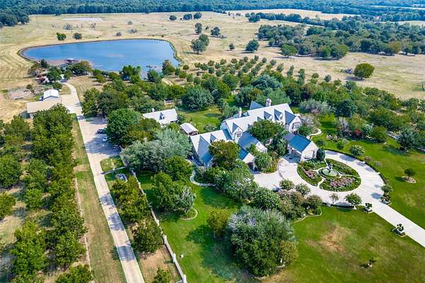 681 Acres of Recreational Land with Home for Sale in Sulphur Springs, Texas