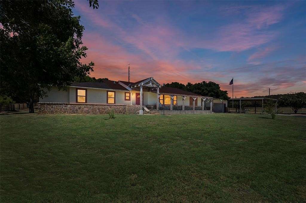 6.39 Acres of Land with Home for Sale in Valley View, Texas