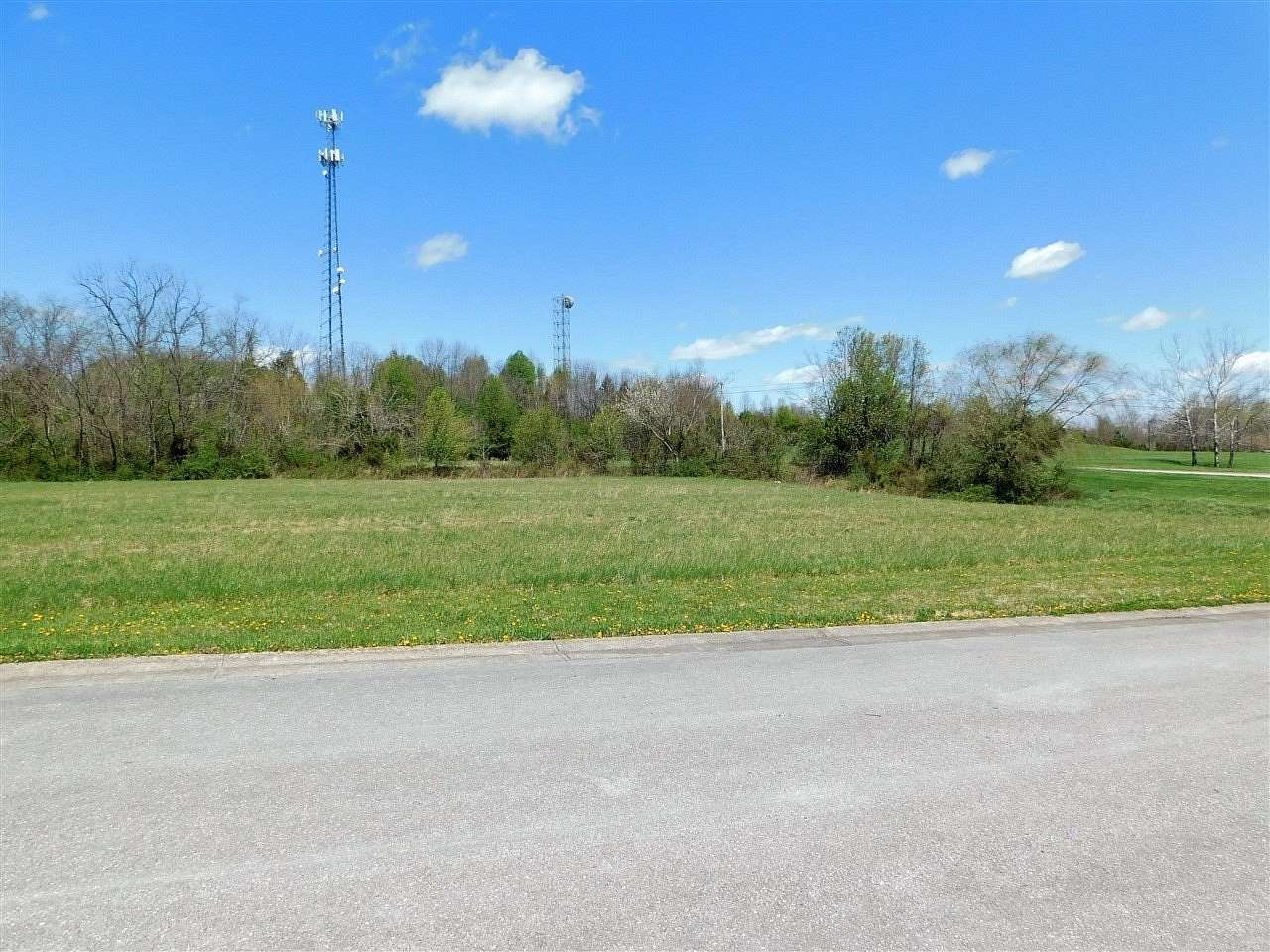 0.65 Acres of Commercial Land for Sale in Glasgow, Kentucky