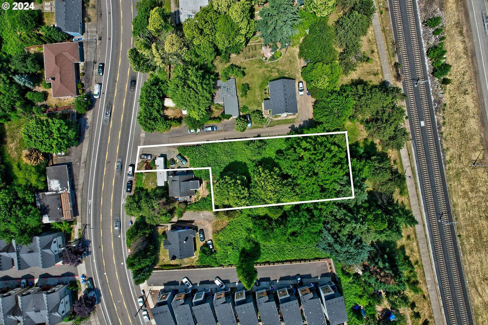 0.29 Acres of Mixed-Use Land for Sale in Portland, Oregon