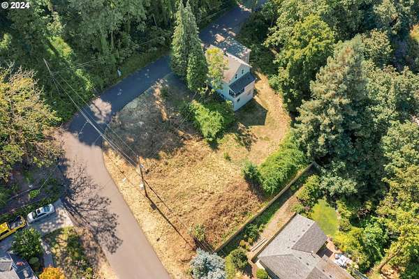 0.11 Acres of Residential Land for Sale in Oregon City, Oregon