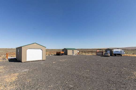 Cabin, shed, garage