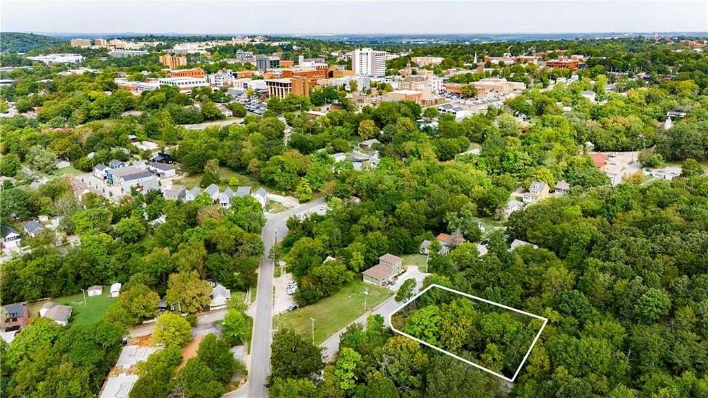 0.34 Acres of Residential Land for Sale in Fayetteville, Arkansas