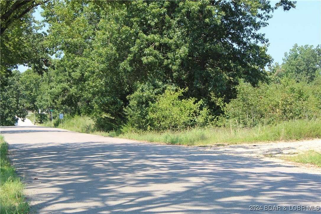 2.28 Acres of Land for Sale in Laurie, Missouri