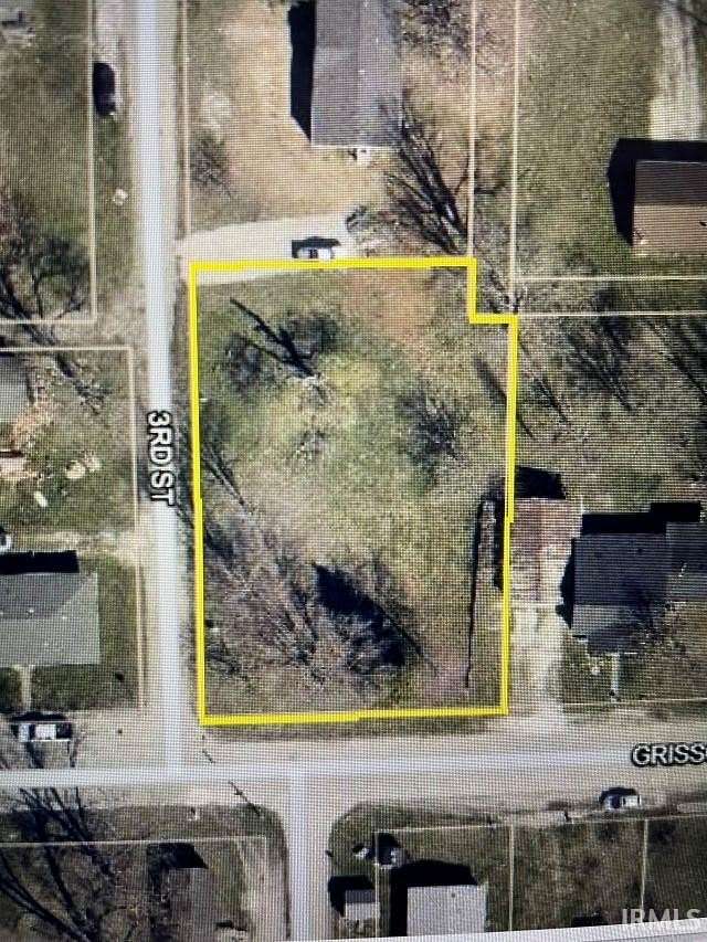 0.37 Acres of Residential Land for Sale in Mitchell, Indiana