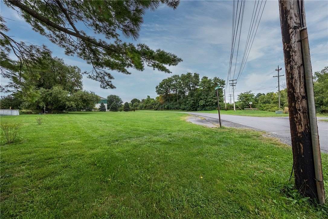 0.68 Acres of Mixed-Use Land for Sale in Milo Town, New York