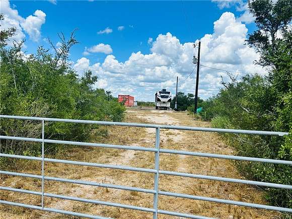 24.53 Acres of Recreational Land for Sale in San Diego, Texas