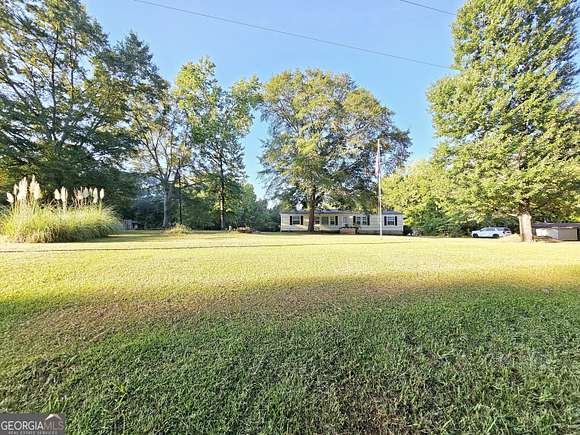 6.31 Acres of Residential Land with Home for Sale in Rutledge, Georgia