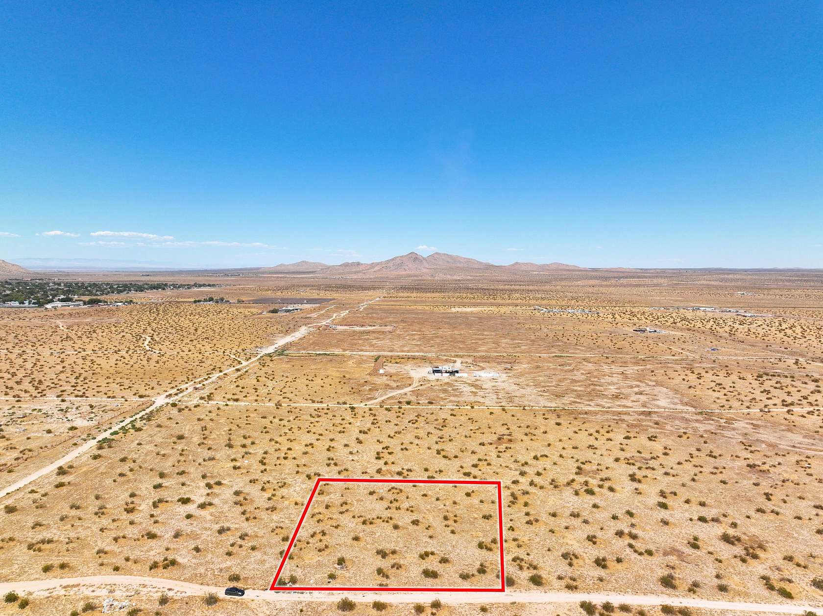 2.505 Acres of Land for Sale in Palmdale, California