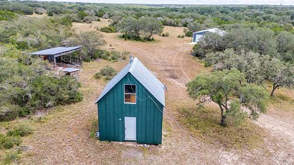 102.14 Acres of Improved Land for Sale in Mountain Home, Texas