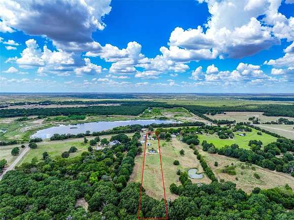 2.992 Acres of Residential Land with Home for Sale in Poetry, Texas