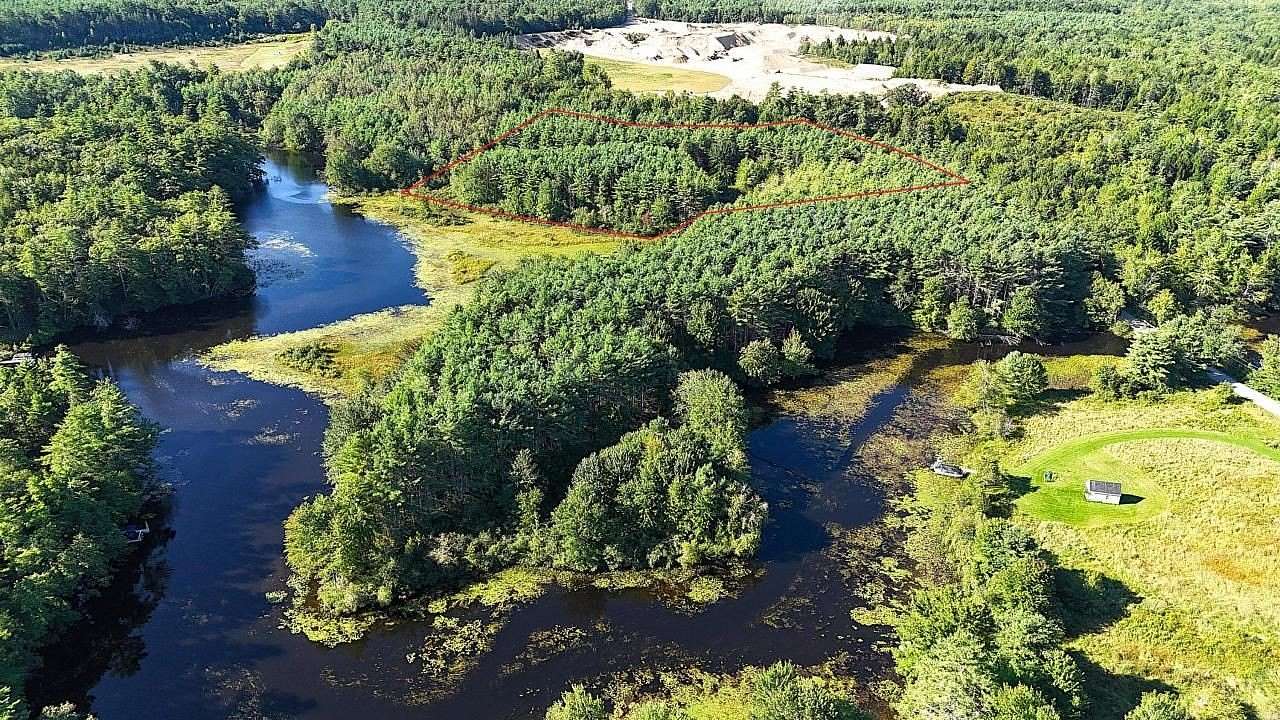 7 Acres of Residential Land for Sale in Sanford, Maine