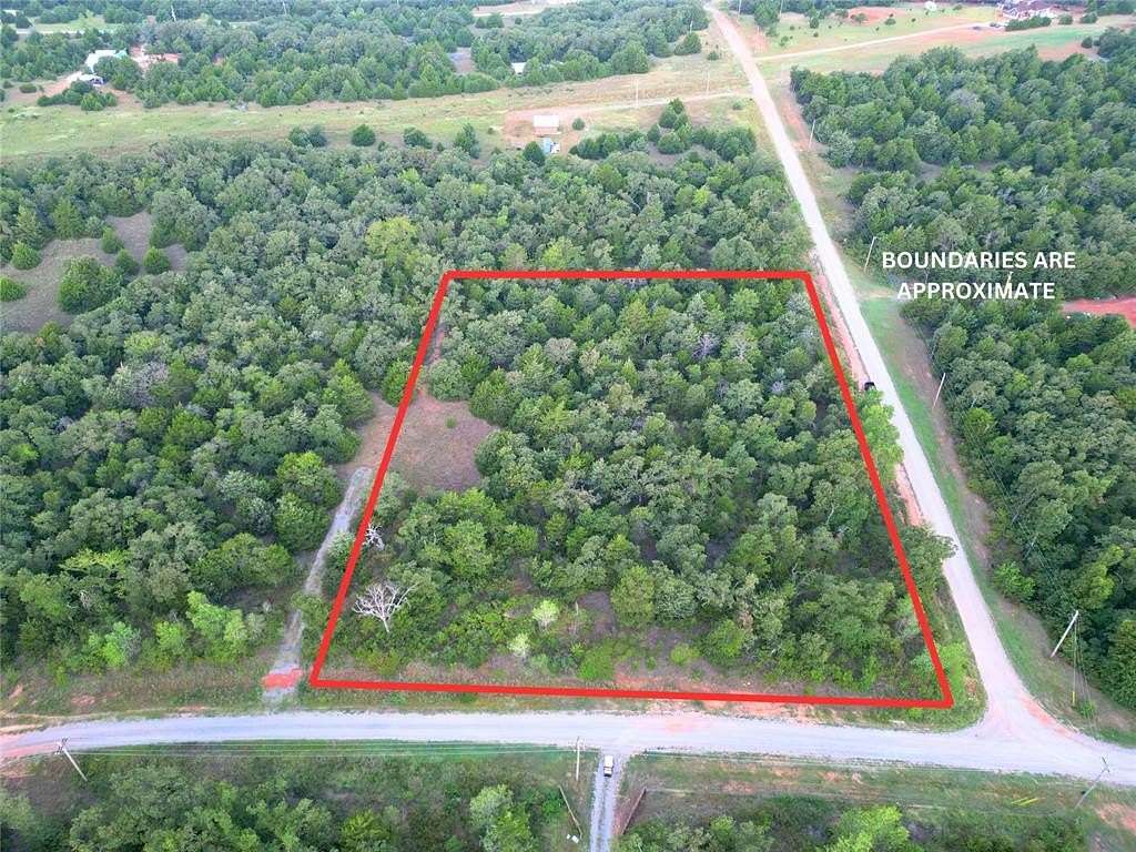 3.275 Acres of Residential Land for Sale in Guthrie, Oklahoma