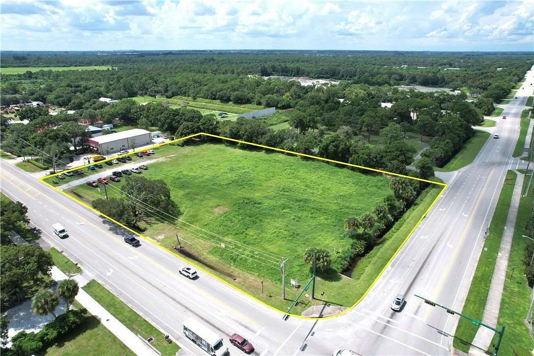 2.77 Acres of Commercial Land for Sale in Vero Beach, Florida