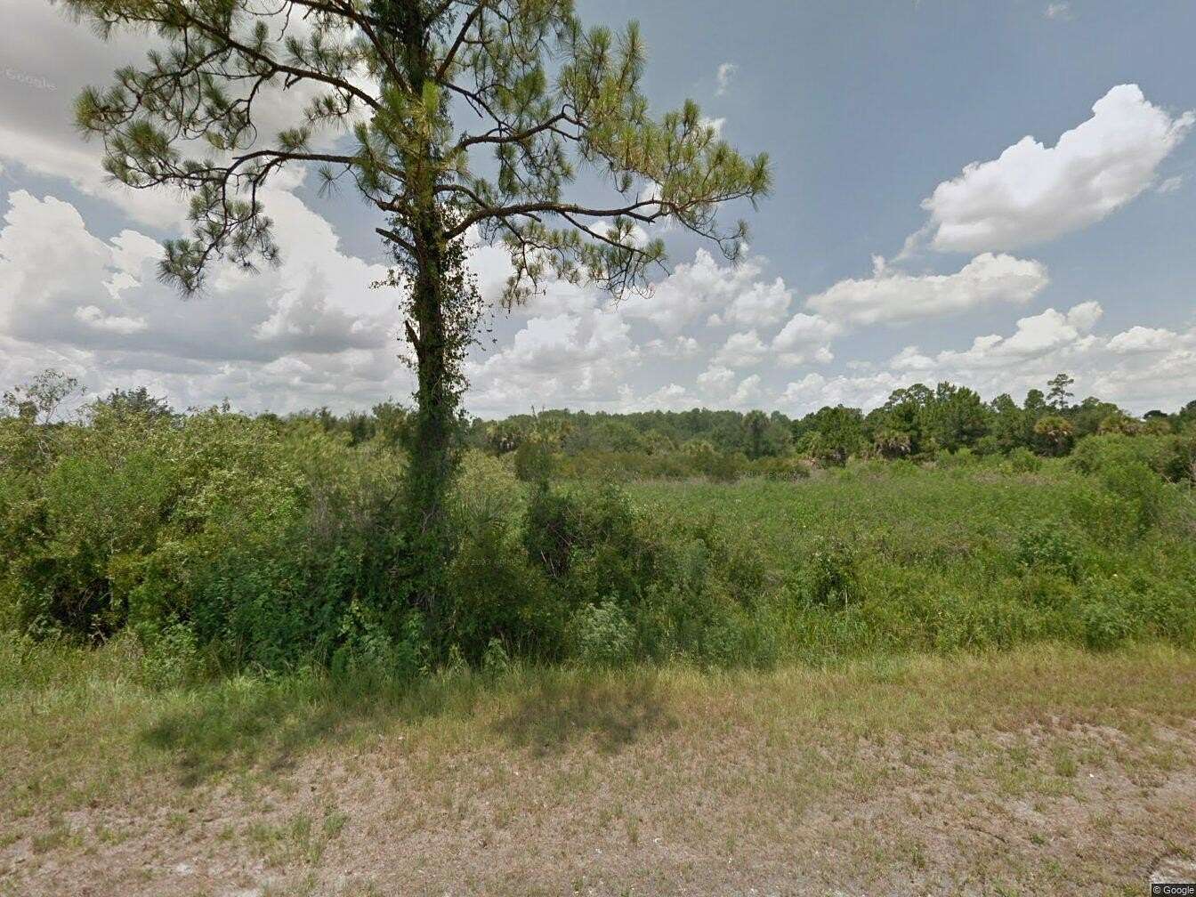 1.25 Acres of Residential Land for Sale in Clewiston, Florida