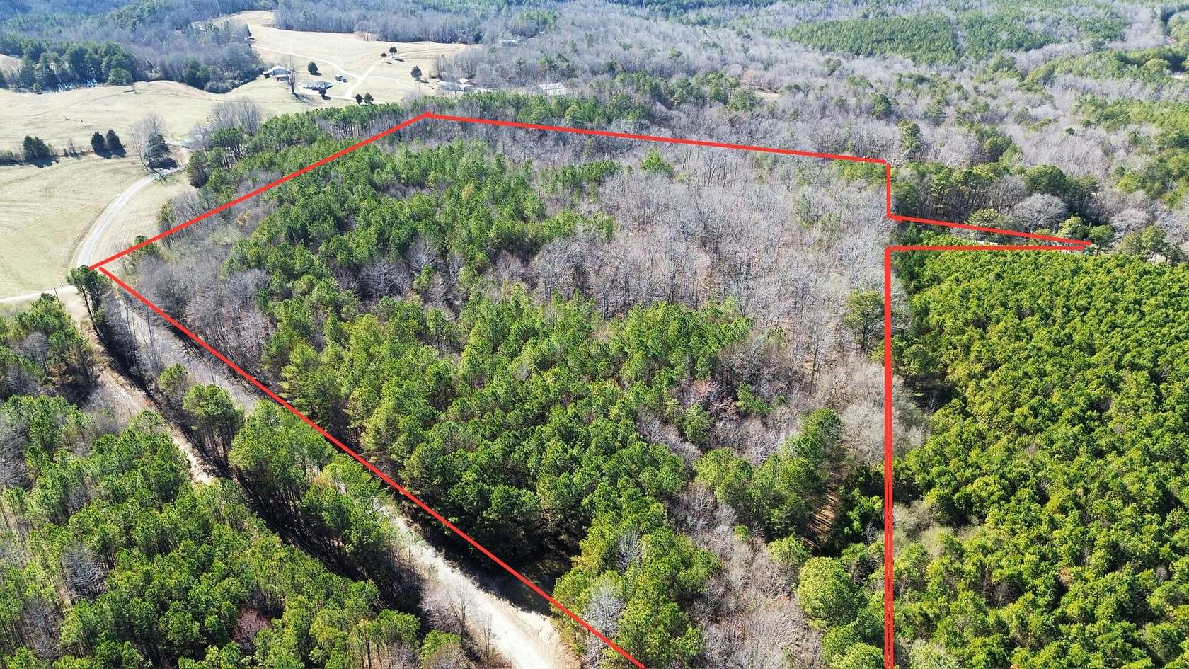 22 Acres of Recreational Land & Farm for Sale in Haleyville, Alabama