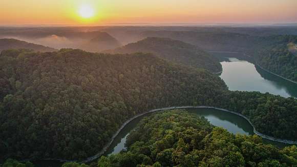 438 Acres of Recreational Land & Farm for Sale in Silver Point, Tennessee