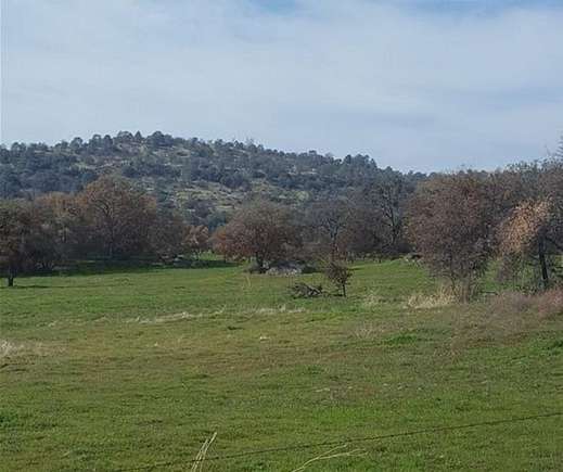 18.28 Acres of Land for Sale in Mariposa, California