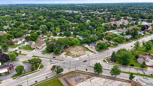 0.45 Acres of Commercial Land for Sale in West Allis, Wisconsin