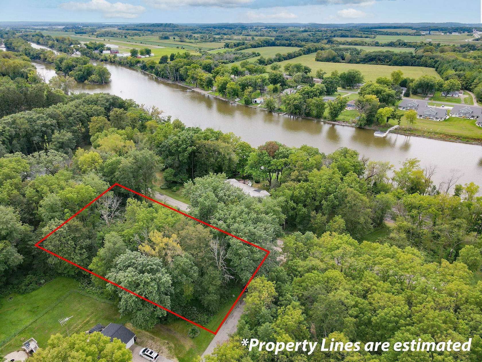 0.85 Acres of Residential Land for Sale in Jefferson, Wisconsin