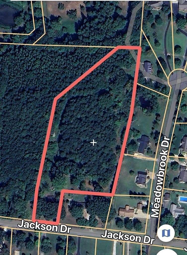 5.5 Acres of Residential Land for Sale in Paris, Tennessee