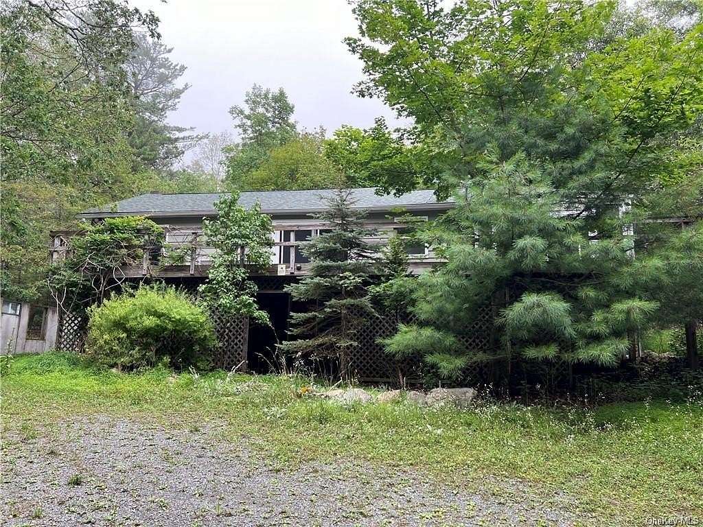 11.32 Acres of Land with Home for Sale in Ellenville, New York