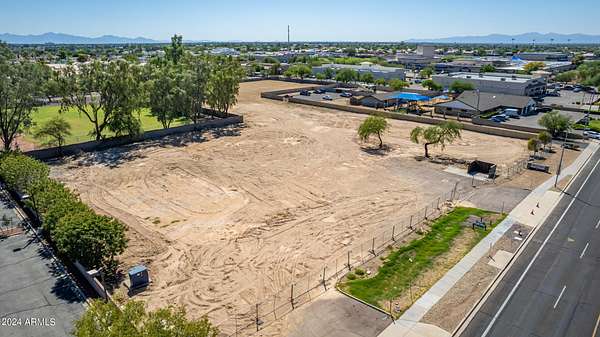 4 Acres of Residential Land for Sale in Glendale, Arizona