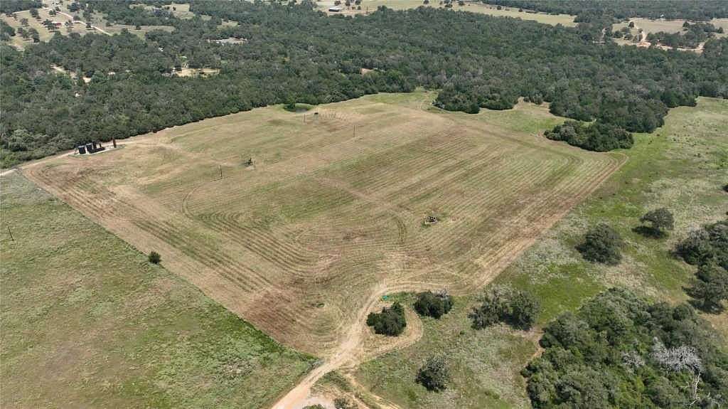 Residential Land for Sale in Rockdale, Texas